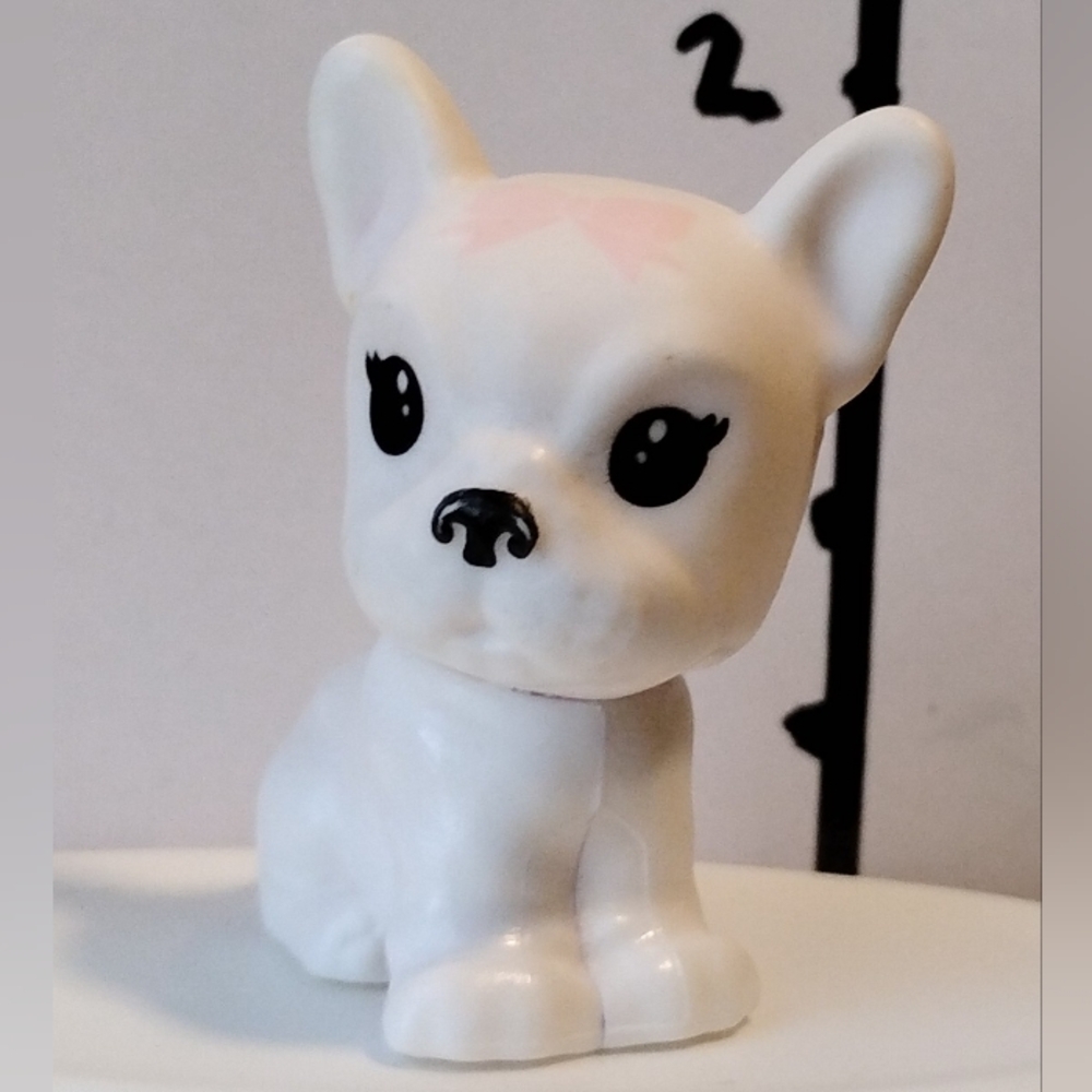 Barbie Chelsea Color Reveal Pet FRENCH BULLDOG White Pup Pink Bow Dog Puppy